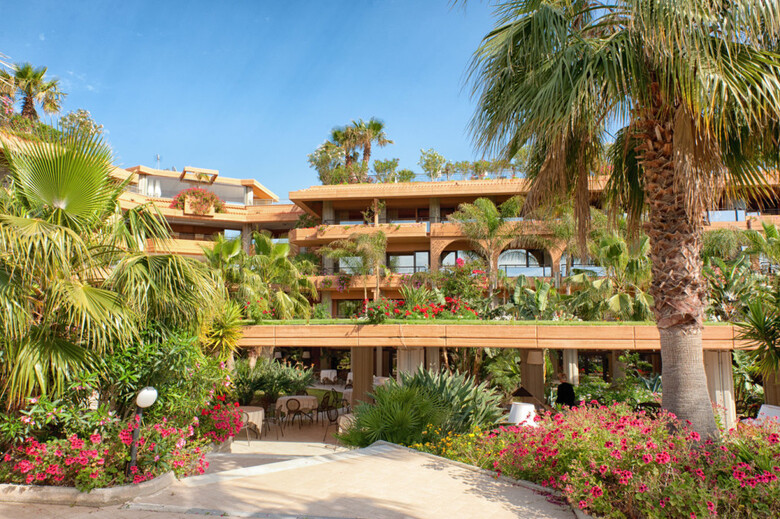 Hotel Acacia Resort
