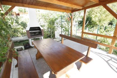 Two-bedroom Apartment In Dramalj X