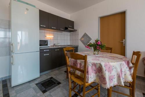 Apartment Dramalj 5551b