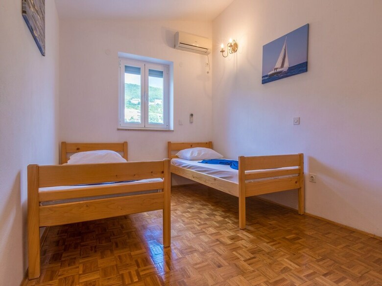 Apartments Antuno