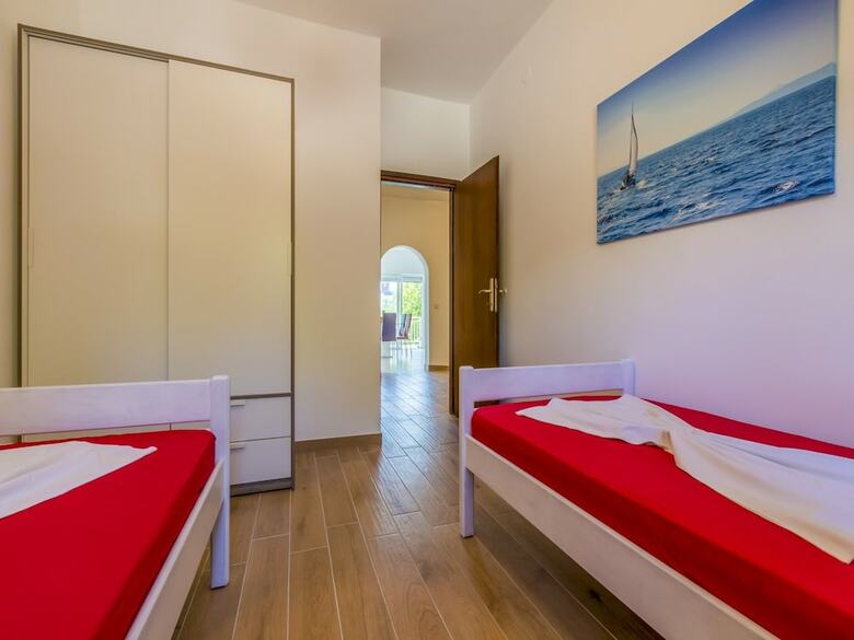 Apartments Antuno