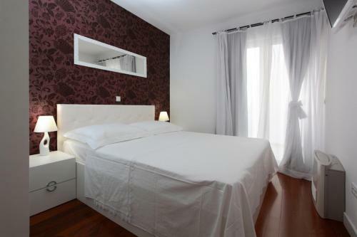 Veronika Villa
