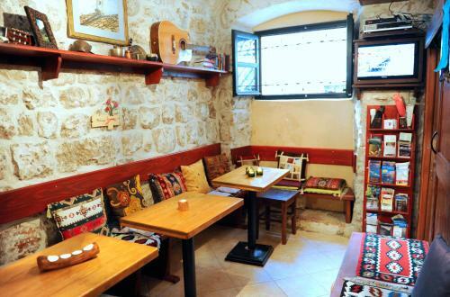 Bed & Breakfast Old Town Hostel