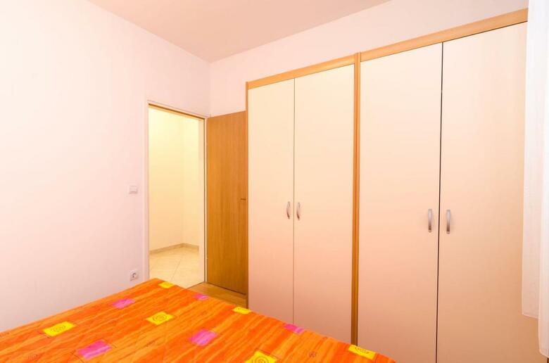 Apartments Ivan