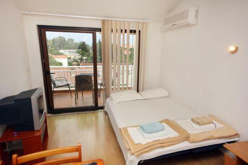 Apartments With A Parking Space Dubrovnik - 9057