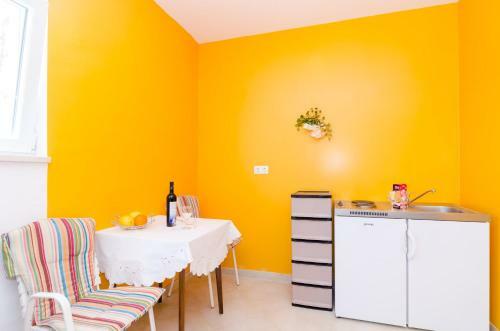 Apartments & Rooms Tapera