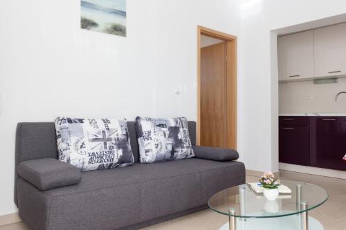 Apartment Cinereus A58