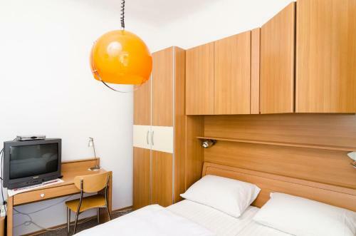 Hostal Rooms Pile