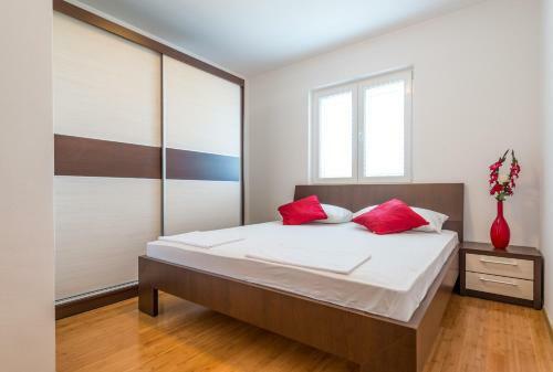 Apartment Blue Horizon