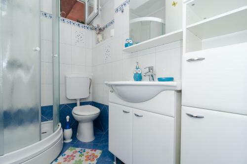 Hostal Ivo Guest House