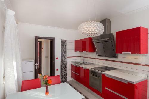 Central Luxury Apartments