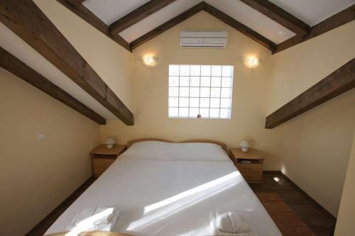 Magic Apartment