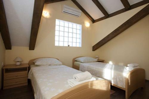 Magic Apartment