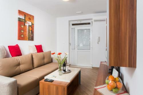 Apartments Gravosa