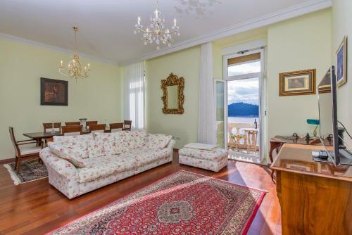 Apartment Luxury Waterfront
