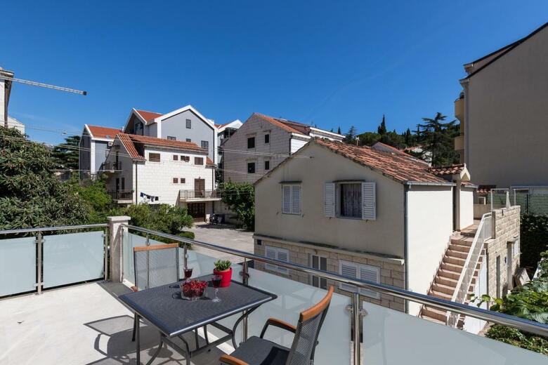 Apartments Radulovic