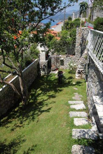 Apartments With A Parking Space Dubrovnik - 4752
