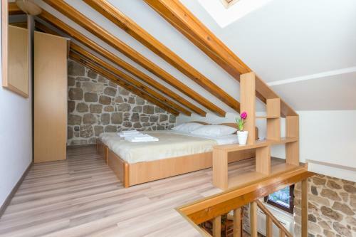 Apartment Cinnamomeus A20