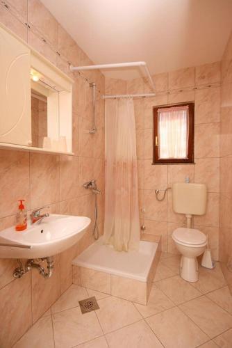 Apartments With A Parking Space Duce (omis) - 4650