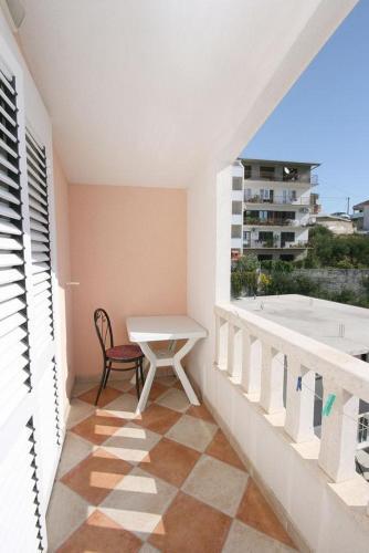 Apartments With A Parking Space Duce (omis) - 4650