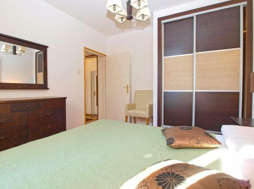 Apartments Velimir 421
