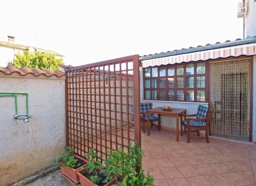 Apartments Velimir 421