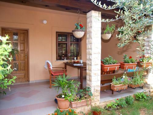 Apartments Velimir 421
