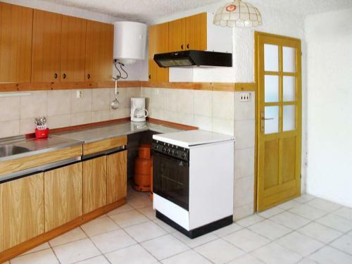 Holiday Home Haus Margerita (pul508)