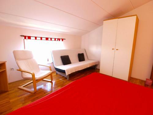 Apartments Orange 994