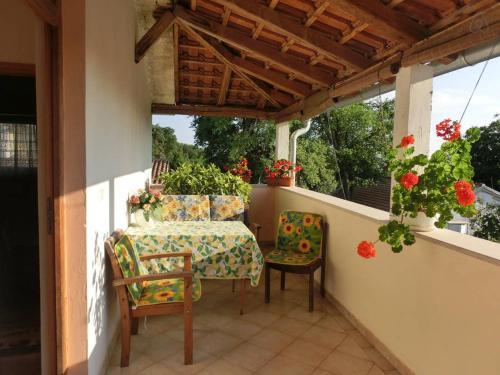 Apartments Mirjana 1555