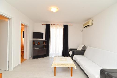 Apartments Marija 85