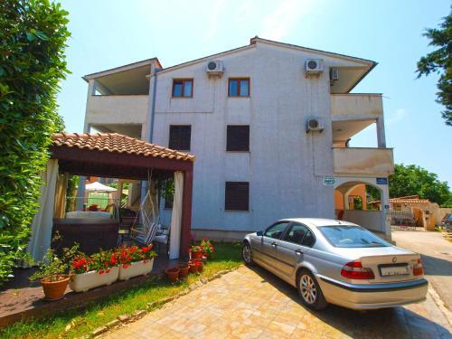Apartments Marija 85