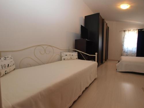 Apartments Marija 85