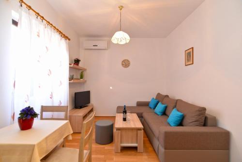 House Fazana 1753