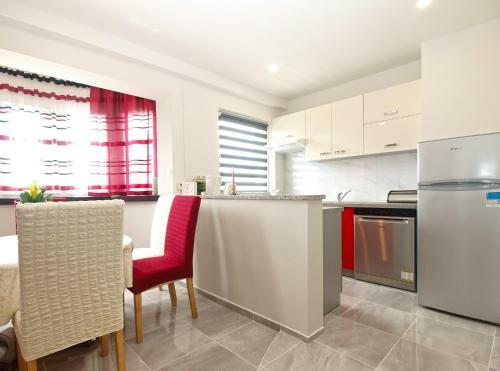 Hostal Apartments Dragica 1251