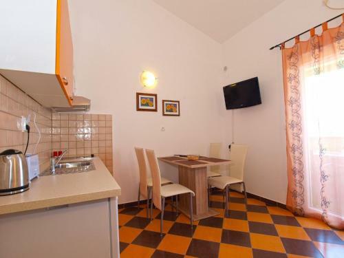 Apartments Anka 1420