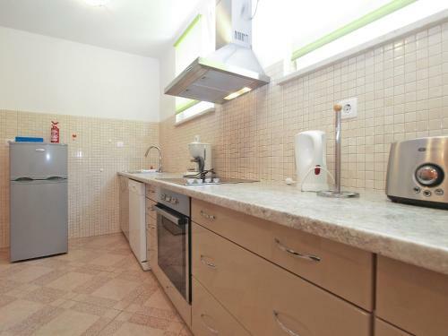 Apartments Anka 1420