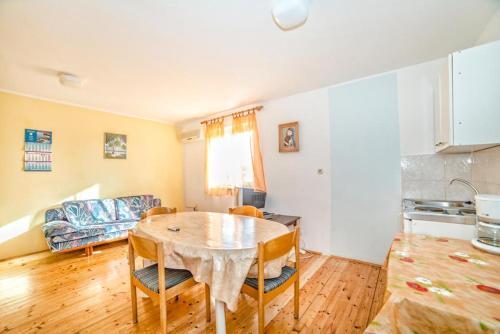 Apartments Stanko 777