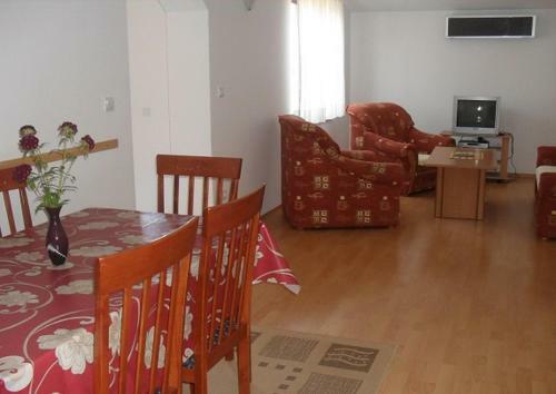 Apartments Zb