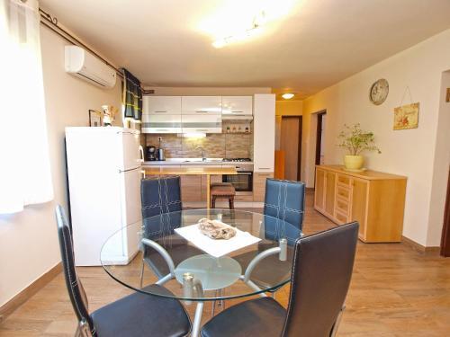 Apartments Dragica 1312