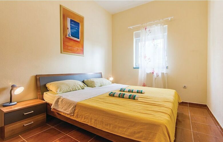 Hostal Apartments Ivo 1328