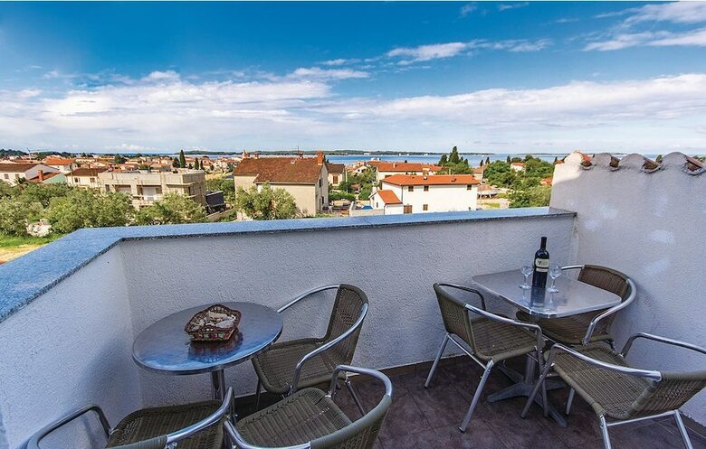 Hostal Apartments Ivo 1328
