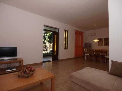 Apartments Emil 769