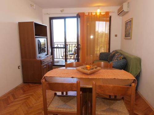 Apartments Emil 769