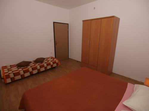Apartments Emil 769