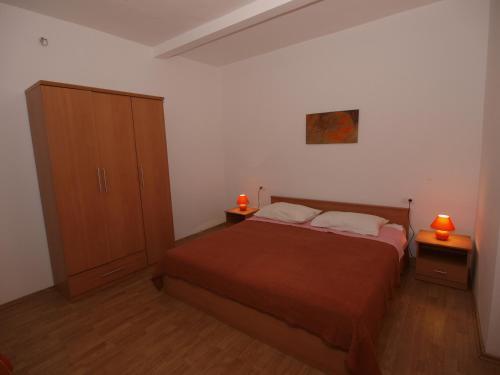 Apartments Emil 769