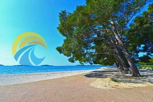 Apartments Andrija 1500