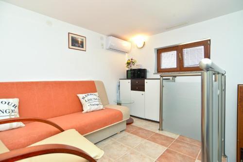 Apartments Fazana 765
