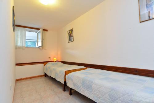 Apartments Fazana 765