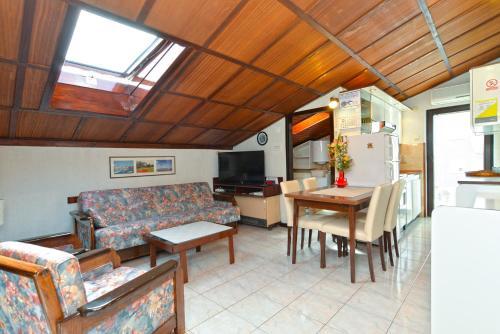 Apartments Fazana 765